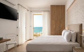 Unique Seaside Apartment